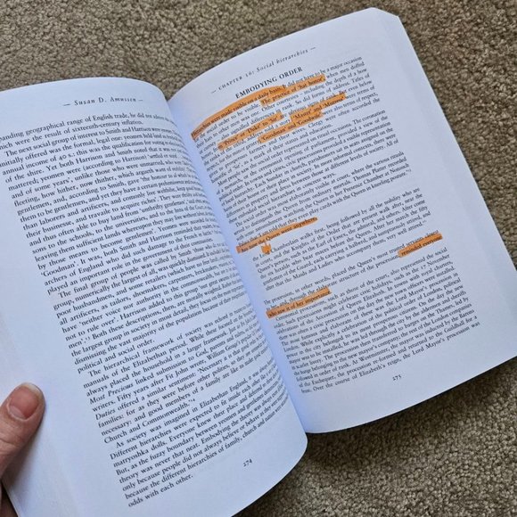 The Elizabethan World by Susan Doran (Editor), Norman Jones (Editor) - Paperback - Picture 3 of 7